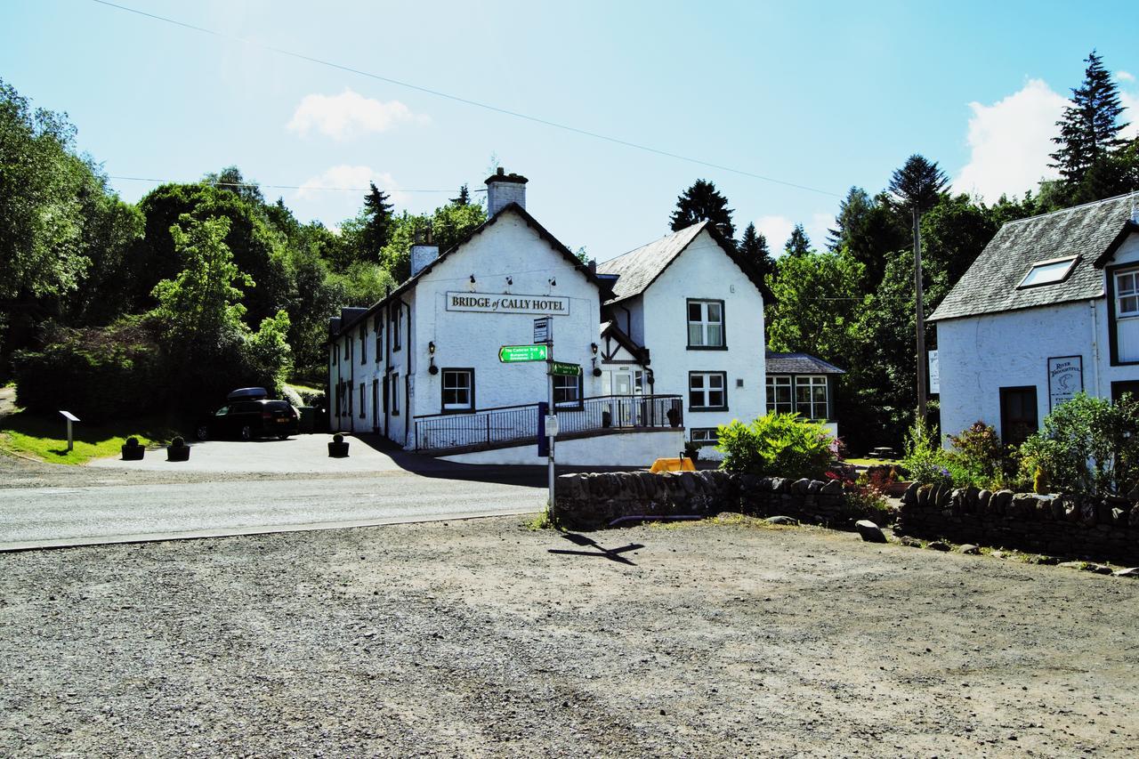 Bridge Of Cally Hotel Exteriör bild